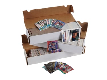 COLLECTION OF AMERICAN ASSORTED TRADING SPORTS CARDS