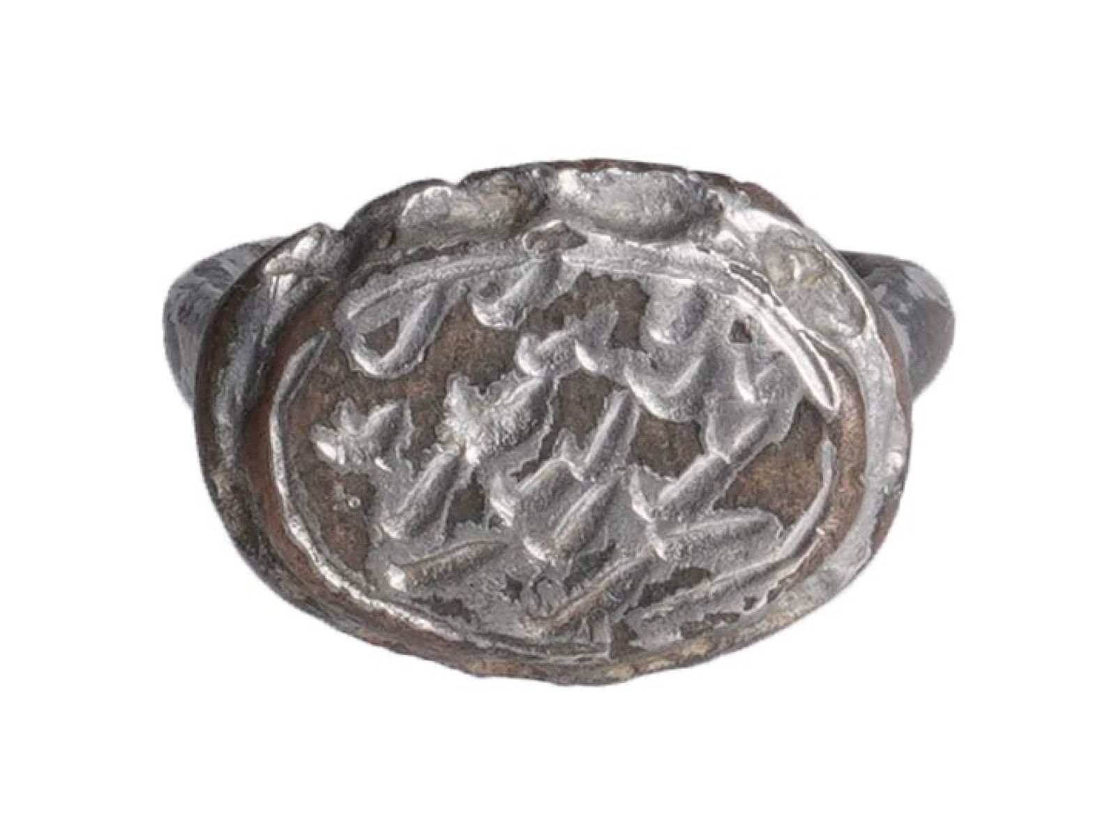 ANCIENT ISLAMIC SILVERED BRONZE SIGNET RING (1 of 4)