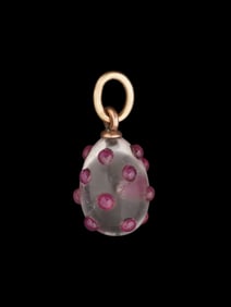 RUSSIAN GOLD CARVED ROCK CRYSTAL EASTER EGG PENDANT