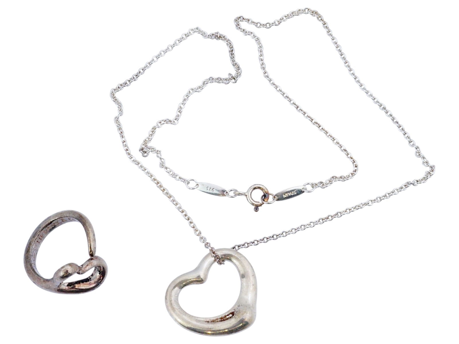 TIFFANY AND CO STERLING SILVER HEART PENDANT AND RING (1 of 11)