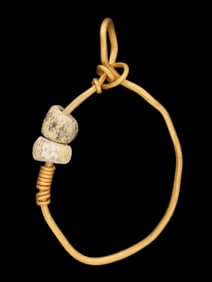 100 TO 300 AD ANCIENT ROMAN GOLD AND GLASS EARRING