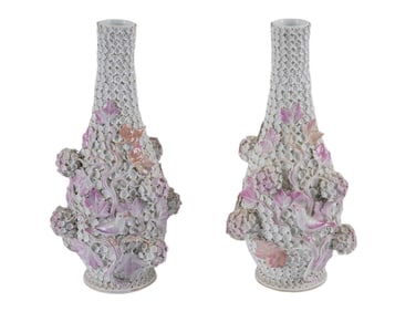 PAIR OF MEISSEN SCHNEEBALLEN PORCELAIN VASES