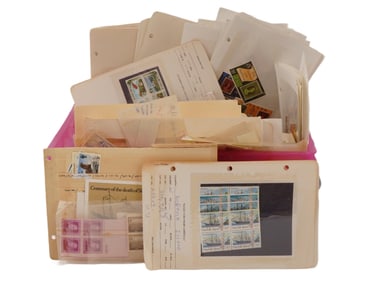 LARGE COLLECTION OF WORLDWIDE POSTAGE STAMPS