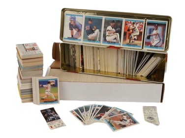 LARGE COLLECTION OF ASSORTED AMERICAN SPORTS CARDS