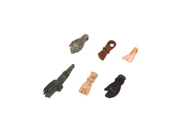 LOT OF 6 ANCIENT ROMAN PROTECTIVE HAND SHAPED PENDANTS