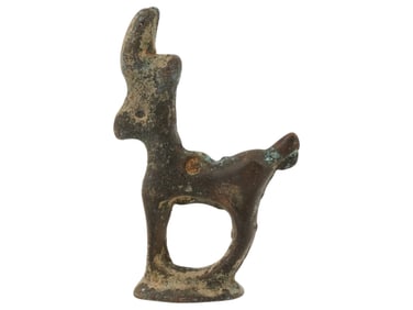 ANCIENT BRONZE DEER PENDANT FROM THE LURISTAN REGION