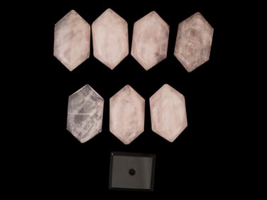 LOT OF 7 CARVED ROSE QUARTZ STONES