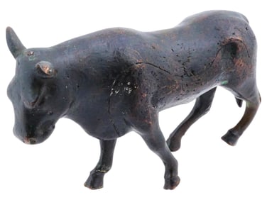 VINTAGE PATINATED SOLID BRONZE BULL SCULPTURE