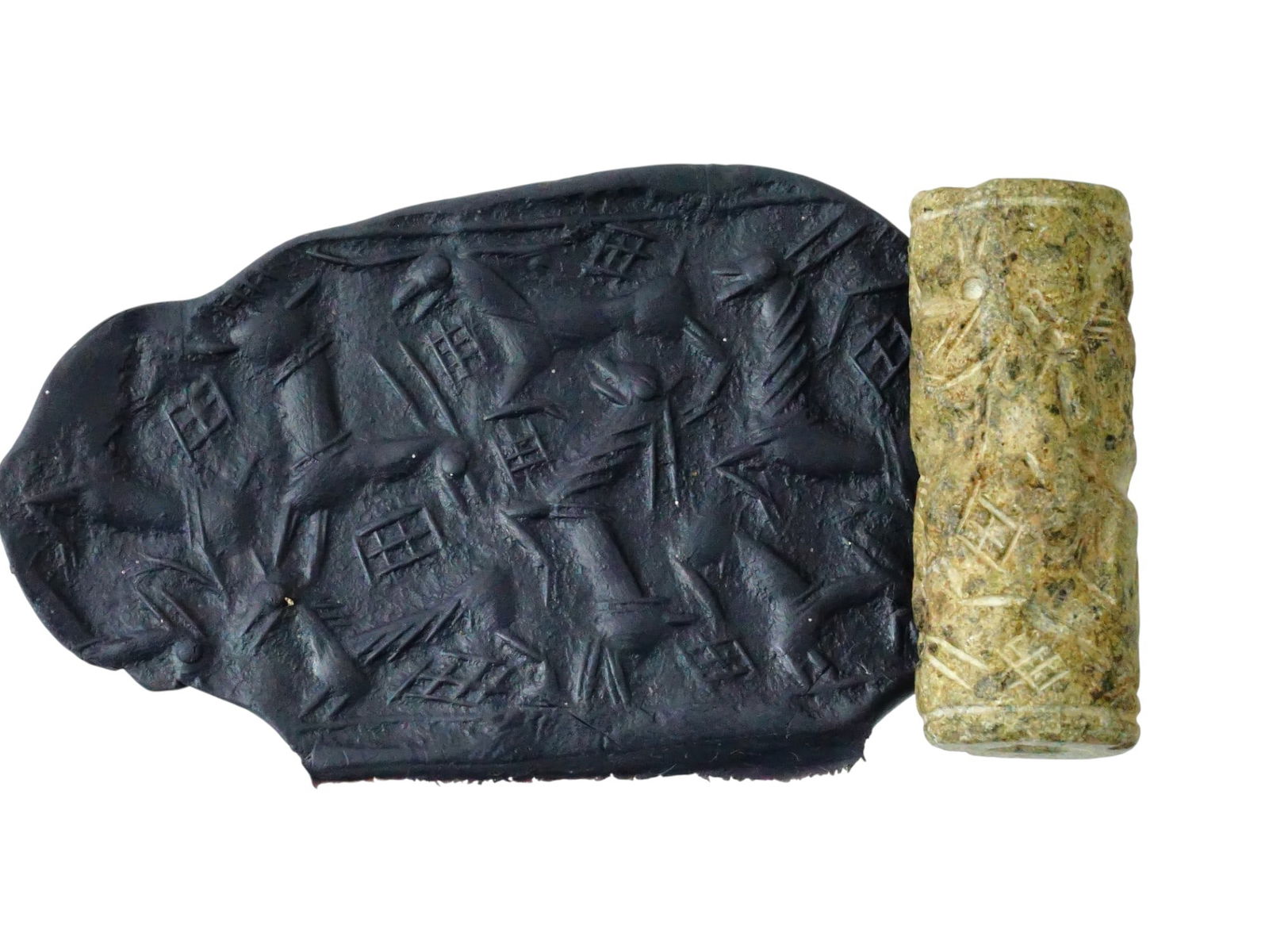 ANCIENT MESOPOTAMIAN STONE CYLINDER SEAL BEAD (1 of 7)