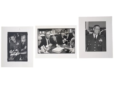 VINTAGE AMERICAN PHOTOS OF COLIN LUTHER POWELL 1990S