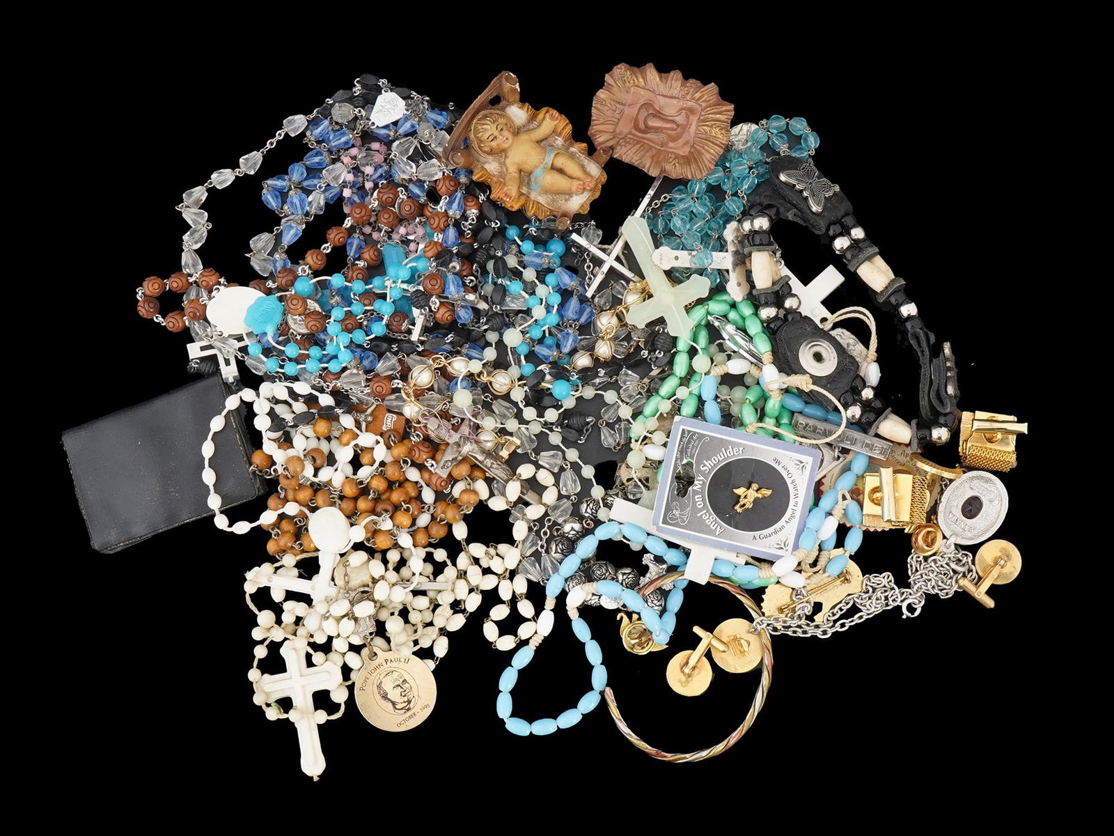 VINTAGE RELIGIOUS COSTUME JEWELRY CRUCIFIX CROSSES (1 of 5)