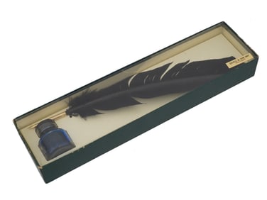 VINTAGE WRITING INK AND QUILL WITH 10K GOLD NIB SET