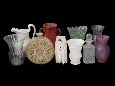LOT OF 10 MISCELANIOUS GLASS AND PORCELAIN VASES
