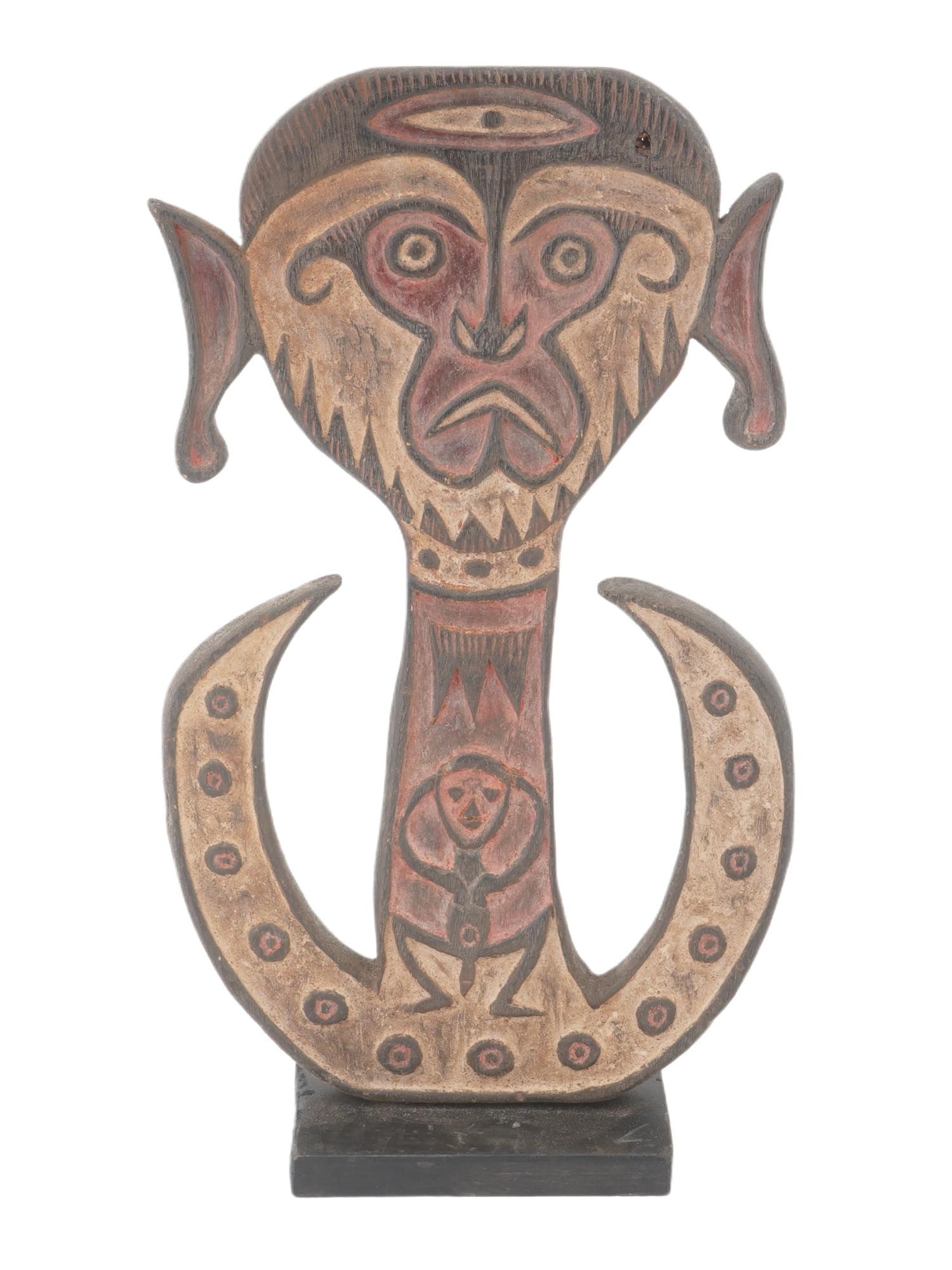 PAPUA NEW GUINEA HAND CARVED WOODEN FLAT FIGURINE (1 of 6)