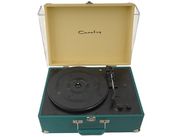 VINTAGE CROSLEY MODEL CR299 PORTABLE TURNTABLE
