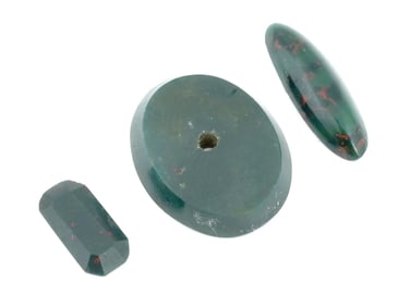 COLLECTION OF VARIOUS HAND CARVED BLOODSTONES