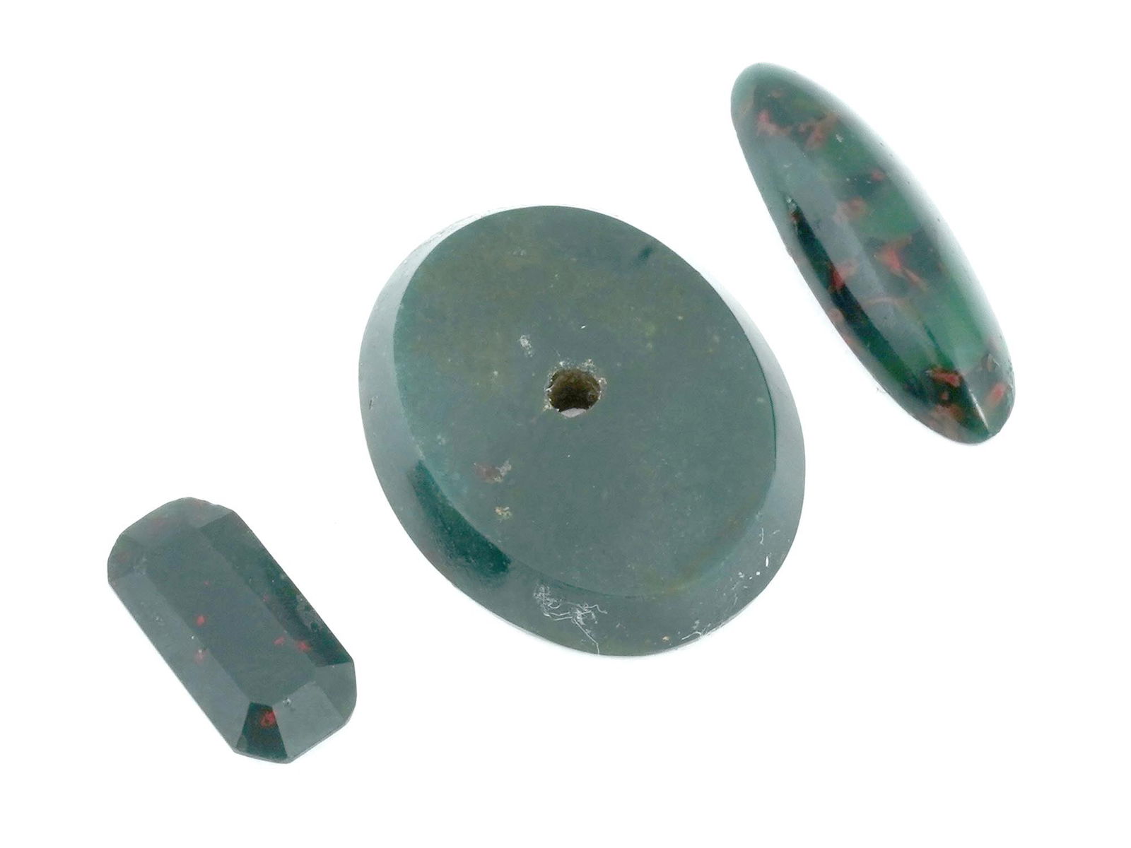 COLLECTION OF VARIOUS HAND CARVED BLOODSTONES (1 of 3)