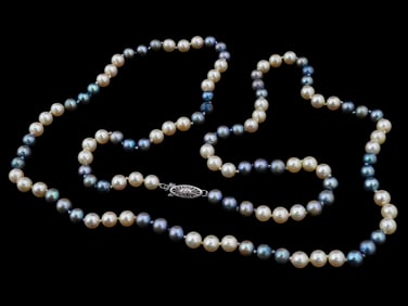 VTG DARK AND WHITE PEARLS NECKLACE W 14K GOLD CLASP