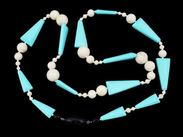 VINTAGE STATEMENT BEADED NECKLACE