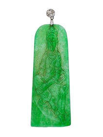 VINTAGE ASIAN HAND CARVED GREEN JADE PENDANT W DEITY
