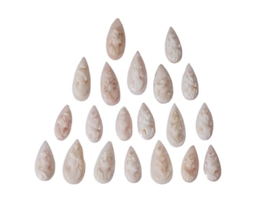 VTG CARVED CONCH SHELL CAMEOS TEARDROP FEMALE PROFILES