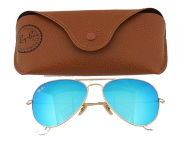 VINTAGE RAY BAN MENS AVIATOR SUNGLASSES WITH CASE