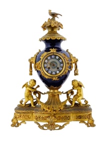 ANTIQUE FRENCH HISTORISM PERIOD BRONZE MANTEL CLOCK