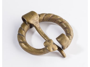 BUCKLE CA. 1000 TO 3000 CE.