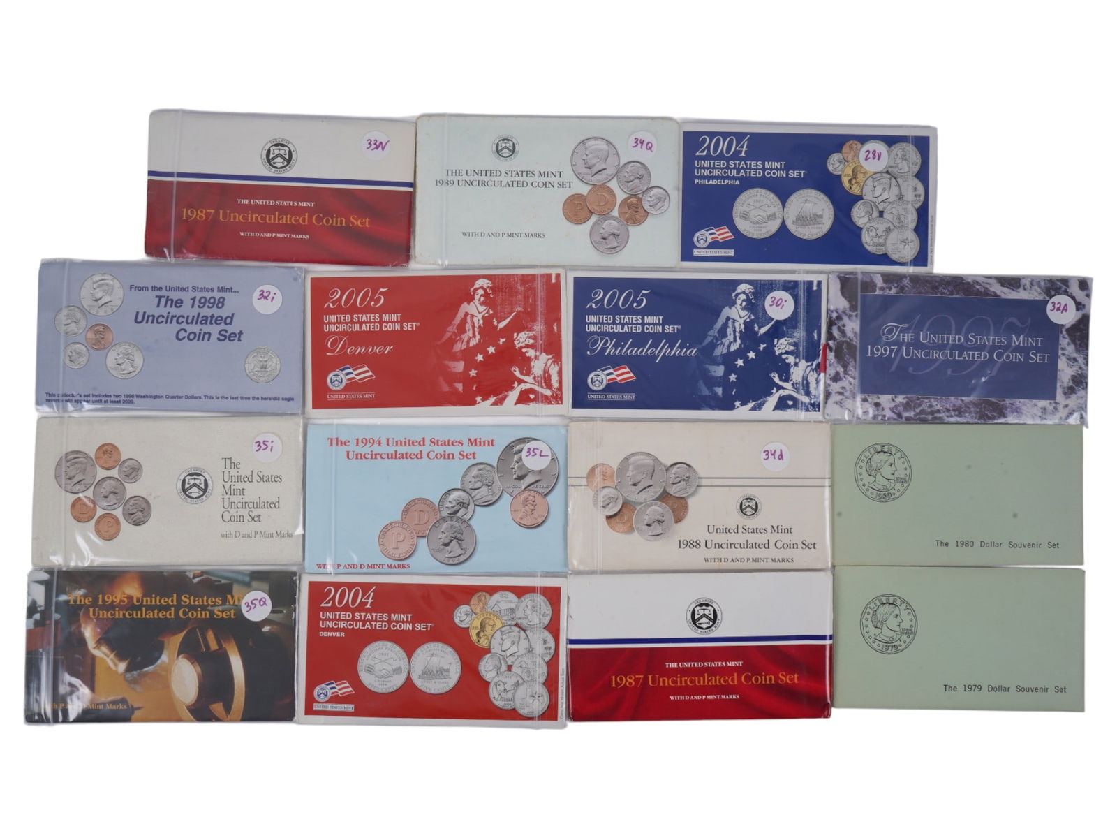 LOT OF UNITED STATES MINT UNCIRCULATED COIN SETS (1 of 3)