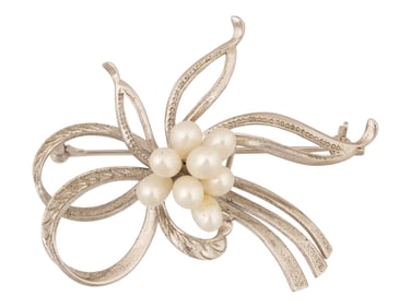 VINTAGE SILVER FLOWER BROOCH WITH GEMSTONES PEARLS