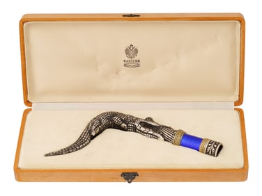 RUSSIAN SILVER GUILLOCHE ENAMEL CROCODILE CANE HANDLE