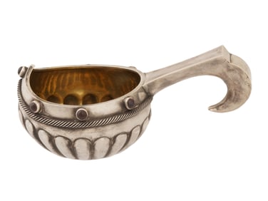 RUSSIAN SILVER TRADITIONAL KOVSH W GEMSTONES ON BORDER