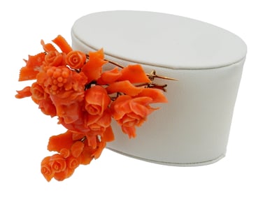 ANTIQUE GOLD AND CARVED RED CORAL BROOCH GODDESS MOTIF