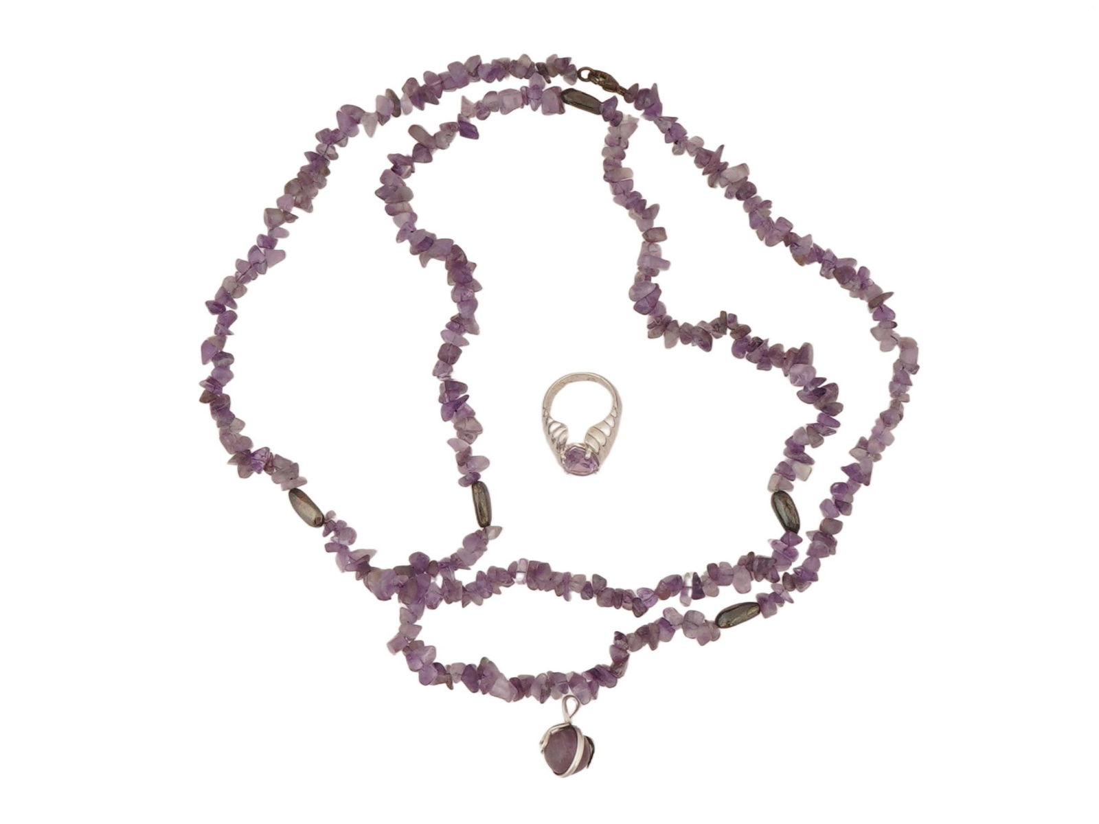 LOT OF AMETHYST BEADED NECKLACE 25 RING AND PENDANT: A lot of three jewelry wares. The lot includes a necklace made of Amethyst stone beads; a pendant made of a sphere shaped Amethyst bead featuring a claw design; and a Sterling Silver ring encrusted wi