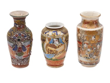 LOT OF ASIAN JAPANESE PAINTED CERAMIC PORCELAIN VASES