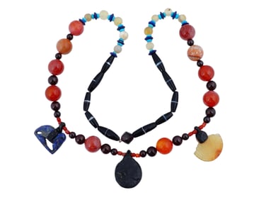 VINTAGE NECKLACE MADE OF ANCIENT AND ANTIQUE BEADS