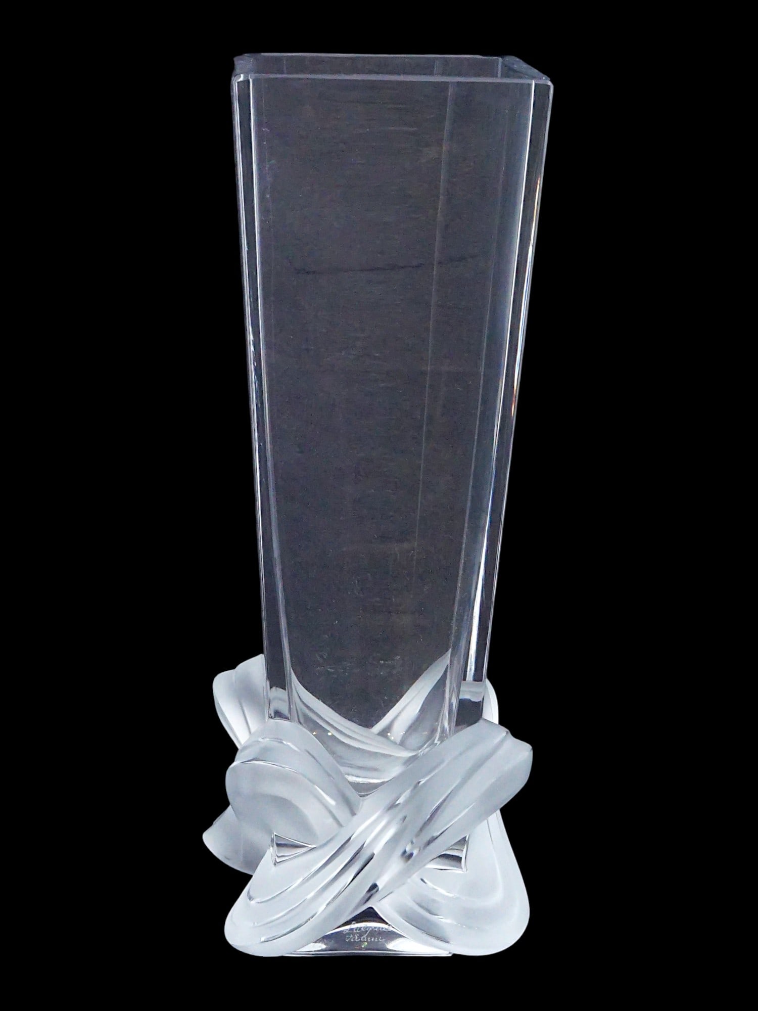 FRENCH LALIQUE LUCCA FROSTED CRYSTAL GLASS VASE (1 of 8)