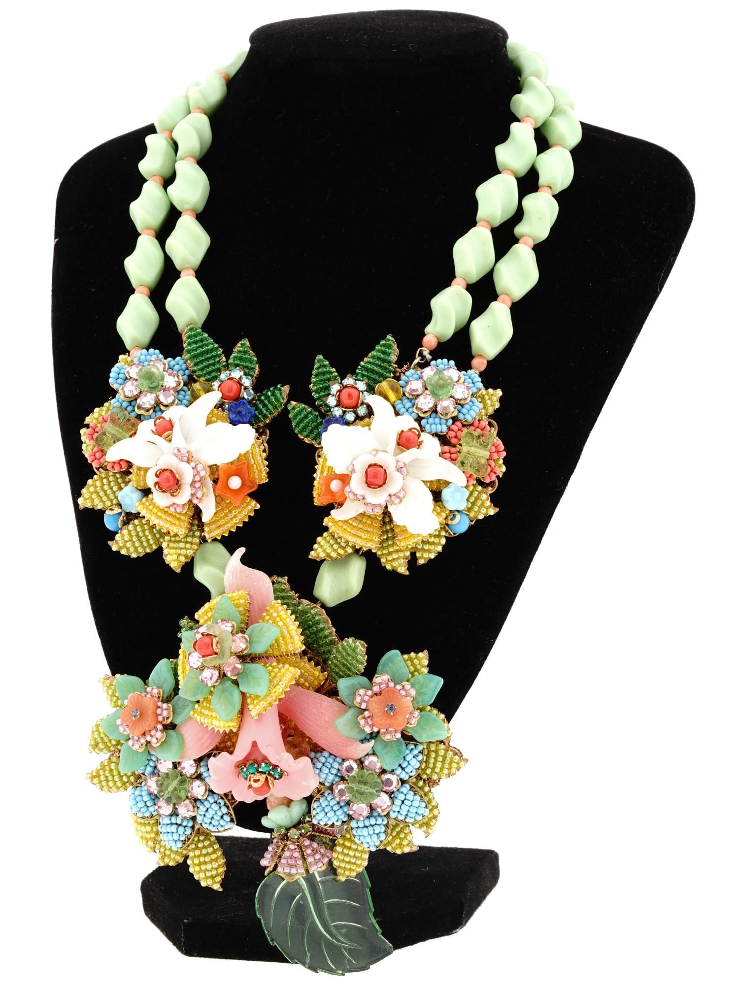 LARGE STANLEY HAGLER NYC BEADED FLOWER NECKLACE (1 of 4)