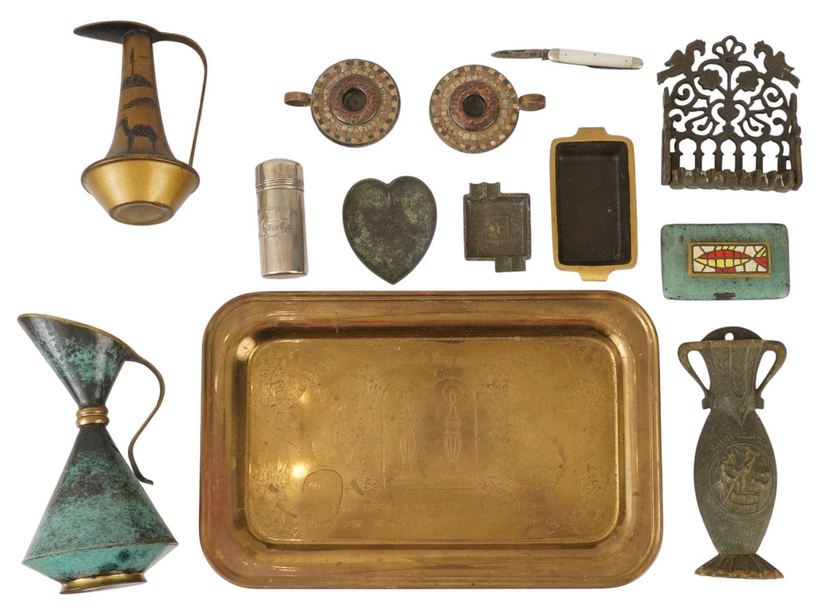 GROUP OF VINTAGE JEWISH ISRAELI BRASS BRONZE OBJECTS (1 of 15)