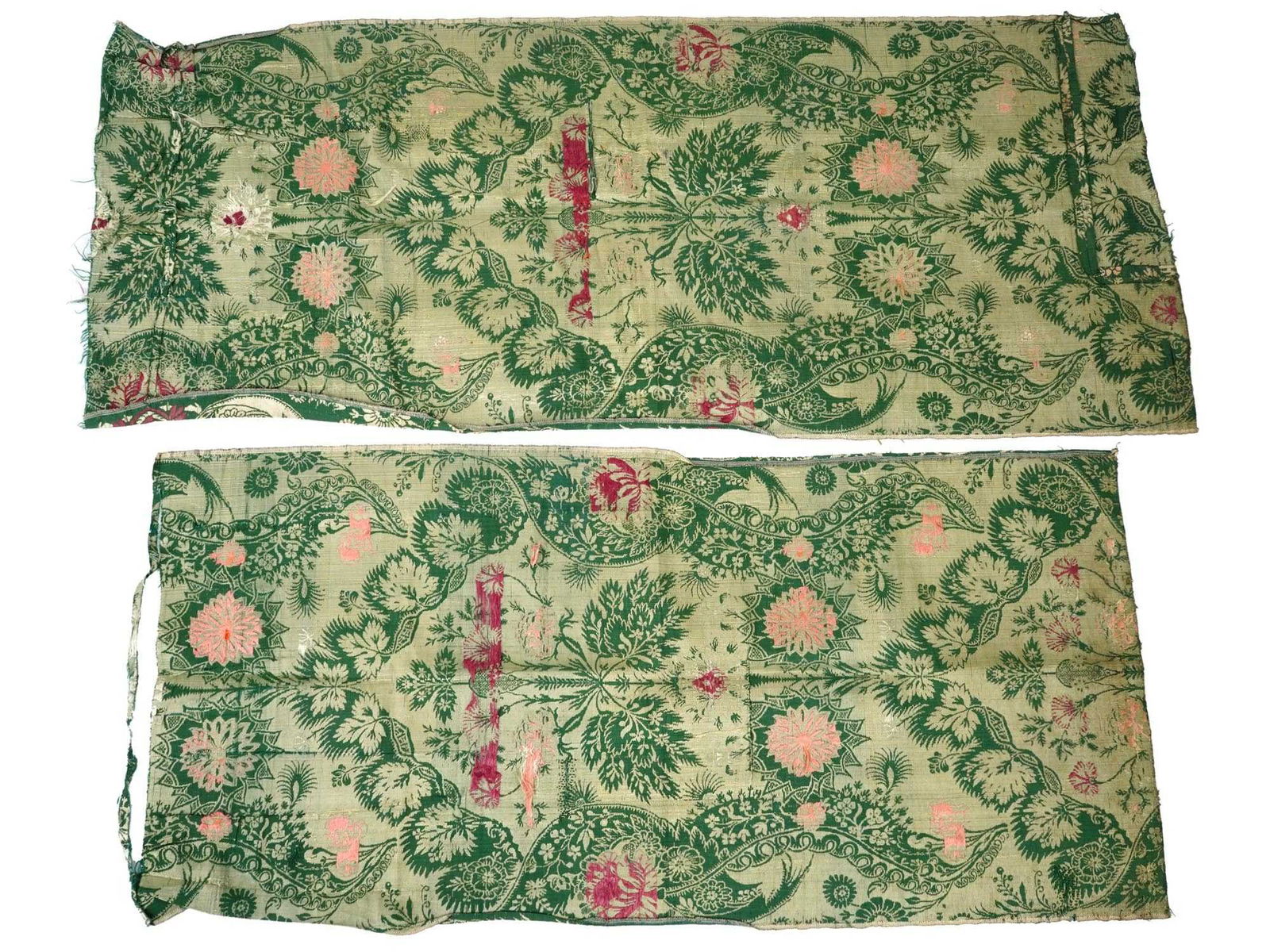 17TH C ANTIQUE PERSIAN SAFAVID HAND WOVEN TEXTILES (1 of 3)