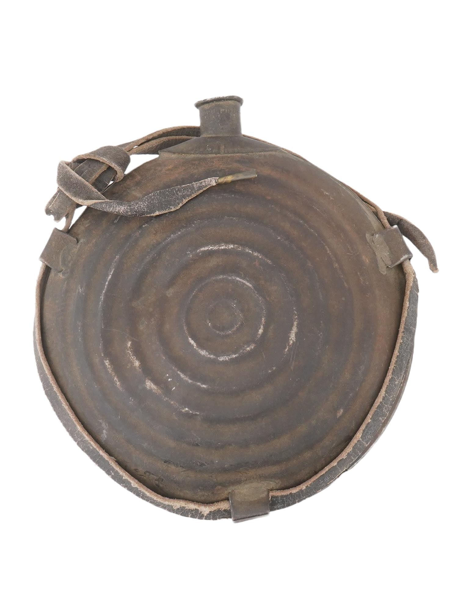 ANTIQUE CIVIL WAR BULLSEYE CANTEEN MARKED ON THE SPOUT (1 of 10)