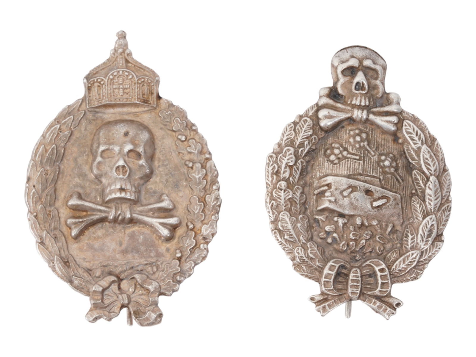 LOT WWI TYPE GERMAN IMPERIAL TANKER STORMTROOPER BADGES: A lot of two WWI model German Imperial badges. The lot includes a WWI Tanker badge and a WWI Stormtrooper badge. World War I Historical Collectables And Memorabilia, Military Uniform Accessories, Insi