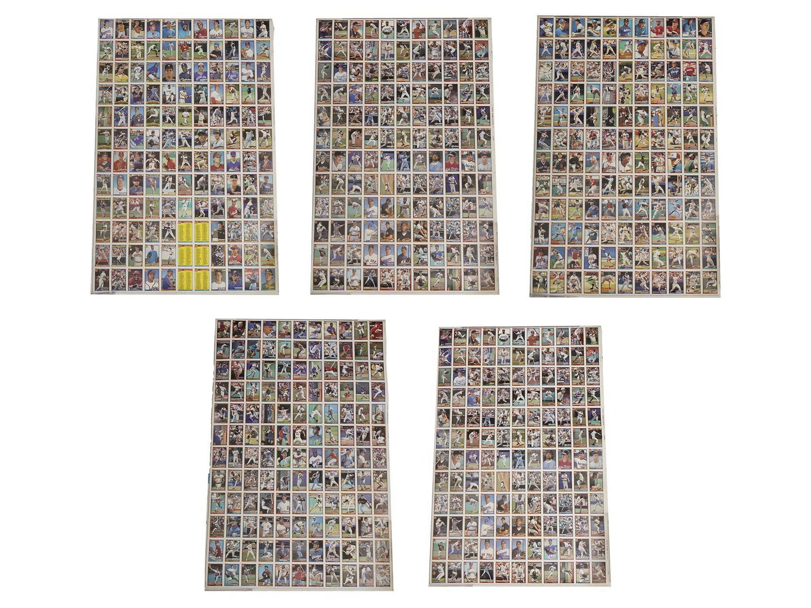 FIVE VINTAGE AMERICAN UNCUT SHEETS OF SPORTS CARDS (1 of 20)