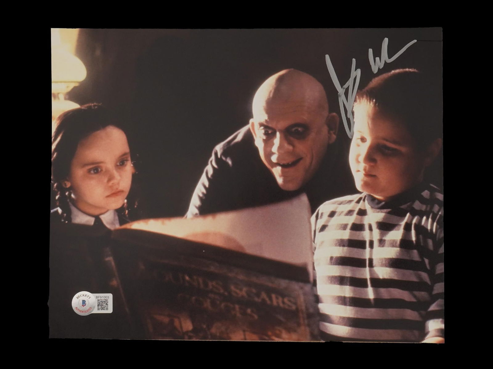 ADAMS FAMILY MOVIE PHOTO SIGNED BECKETT AUTHENTICATION (1 of 4)