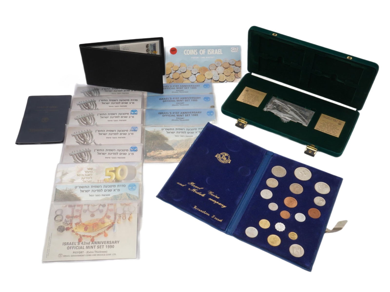 LOT OF ISRAELI COINS MINT SETS AND BANK NOTES (1 of 10)