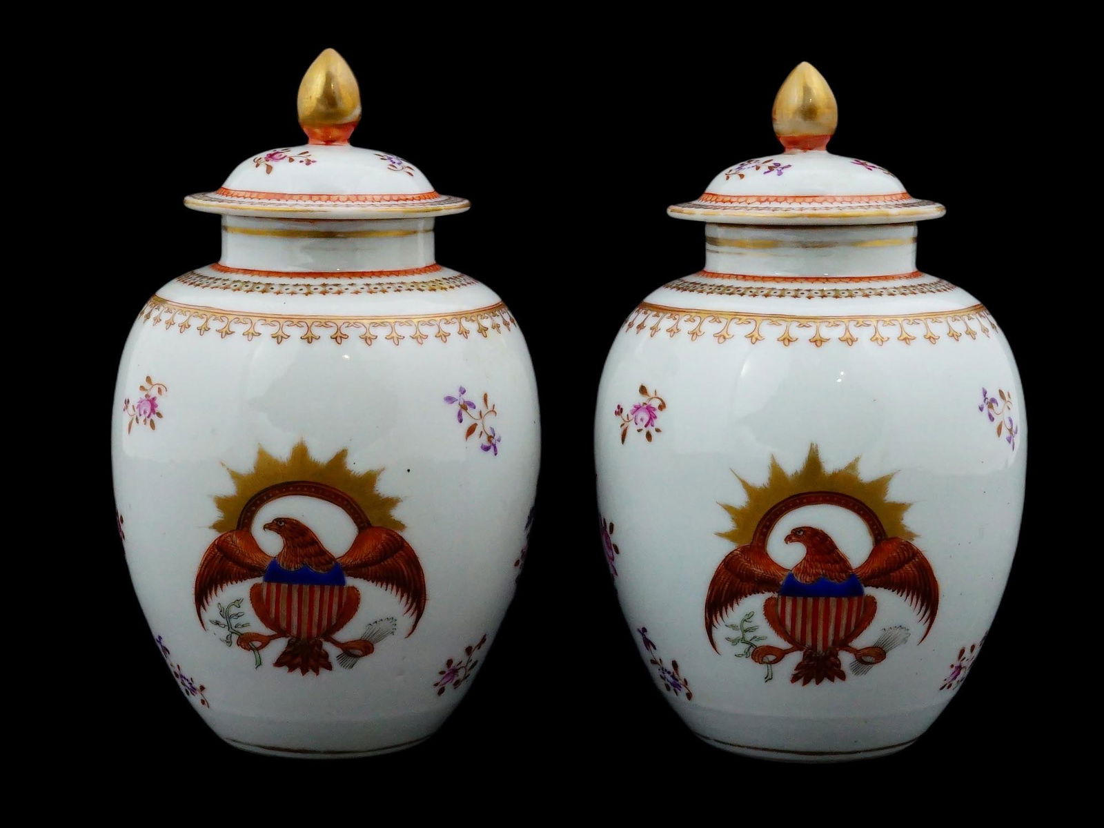 ANTIQUE CHINESE EXPORT PORCELAIN COVERED GINGER JARS (1 of 10)