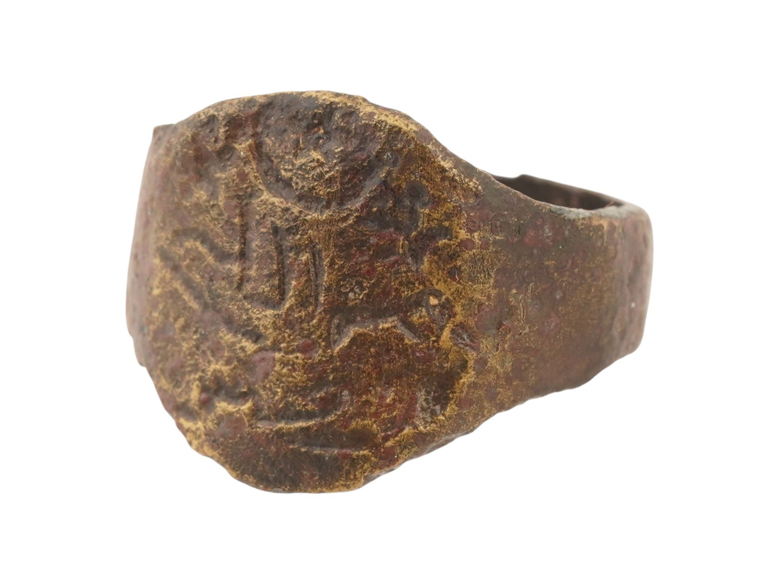 ANCIENT ROMAN ENGRAVED BRONZE SIGNET RING 100 TO 300 AD (1 of 6)