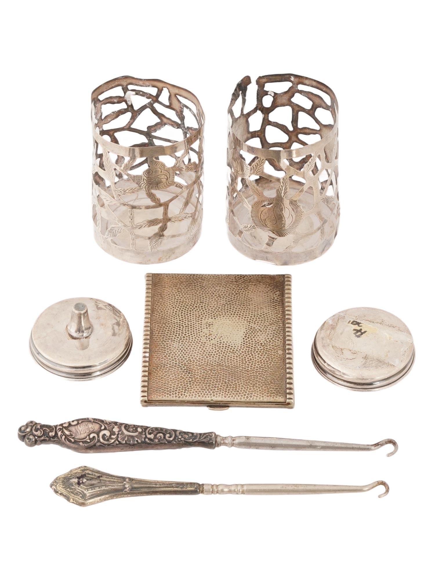 5 ANTIQUE AND VINTAGE ST SILVER ASSORTED ITEMS (1 of 20)