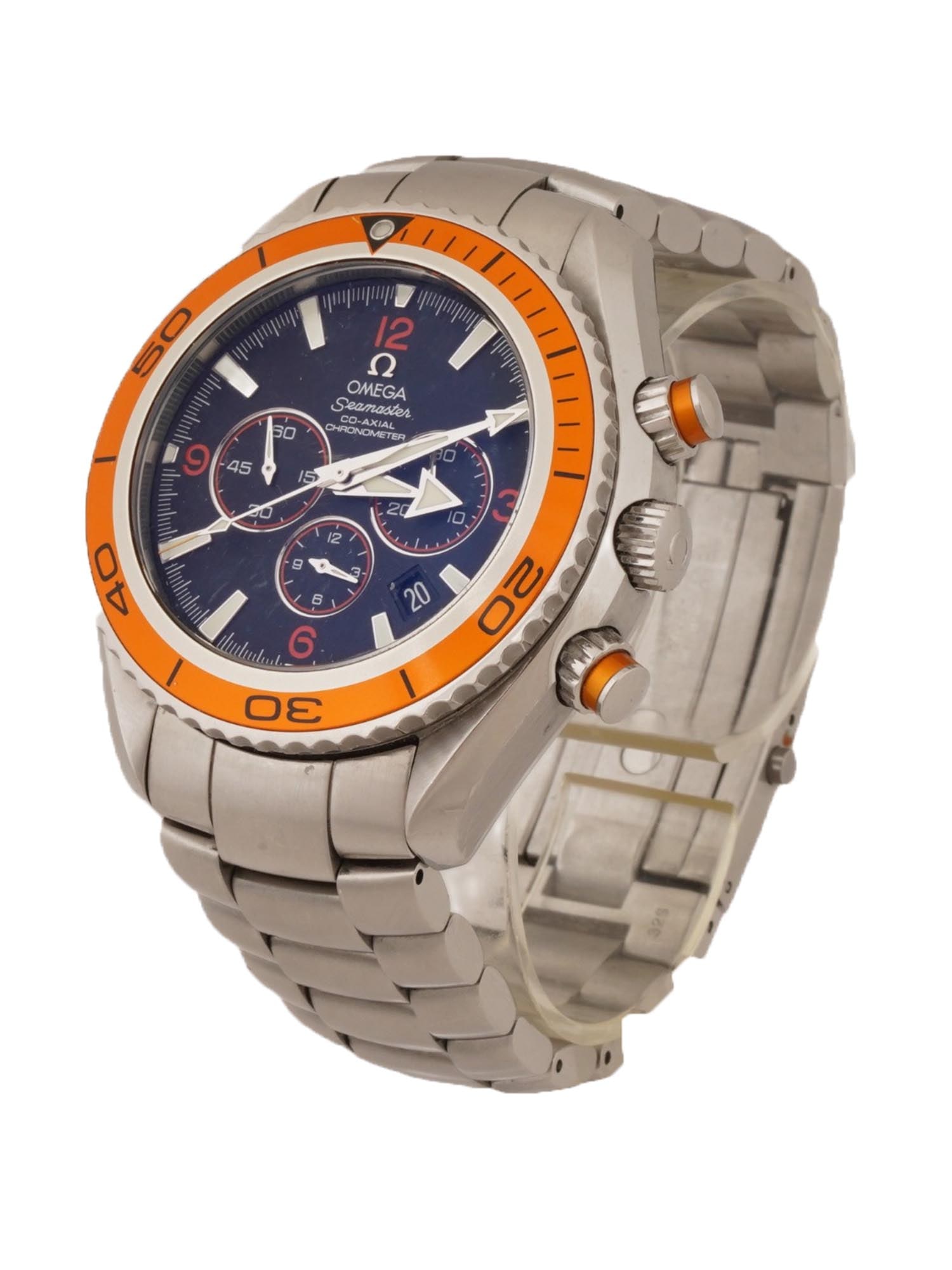 OMEGA SEAMASTER CO AXIAL CHRONOGRAPH MENS WRISTWATCH: An Omega Seamaster Planet Ocean 600M Co-Axial Chronograph mens wristwatch. Featuring bold orange design, a striking unidirectional orange rotating bezel and a high-precision Co-Axial movement. Marked