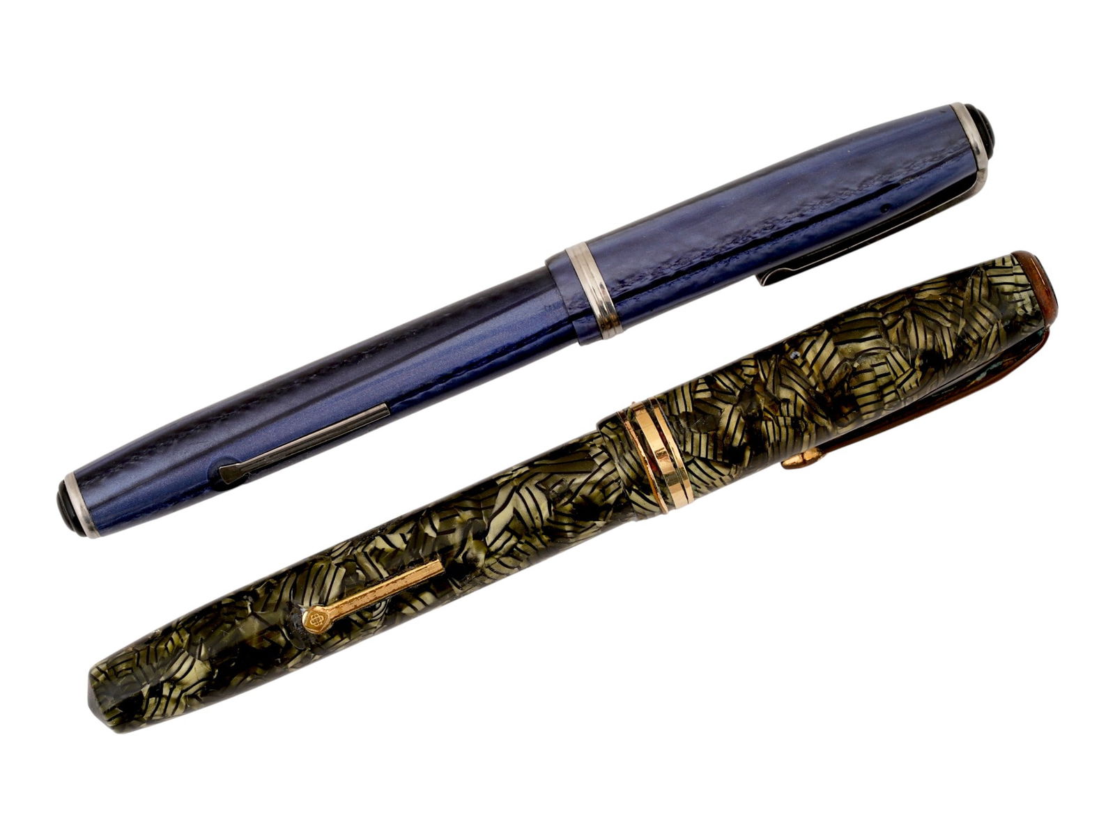 TWO FOUNTAIN PENS CONWAY STEWART AND ESTERBROOK (1 of 6)